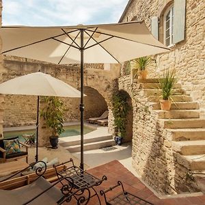 La Fugue Demeure Historique Pieds Des Cevennes Nimes Uzes Piscine Chauffee Jardin A L Italienne Hotel Brignon Exterior photo