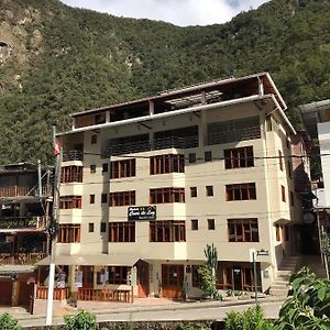 Casa De Luz Hotel Machu Picchu Exterior photo