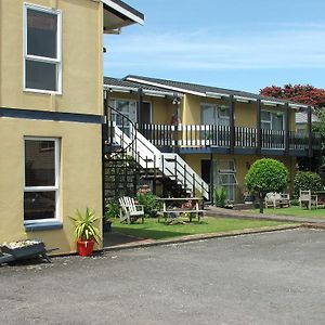 Saddle And Sulky Motor Lodge New Plymouth Exterior photo