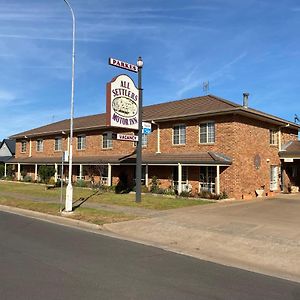 All Settlers Motor Inn Parkes Exterior photo