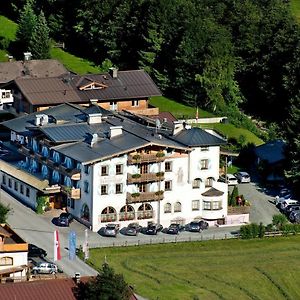 Hotel Wiesenegg Aurach bei Kitzbuehel Exterior photo