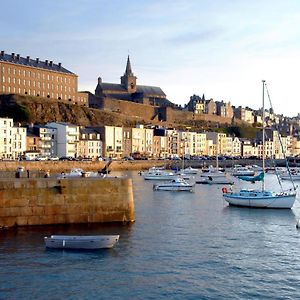 Appartement Villa Chausey, Vue Sur Le Port Granville Exterior photo