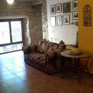 Casa Amparo Bed & Breakfast San Martin de Unx Exterior photo