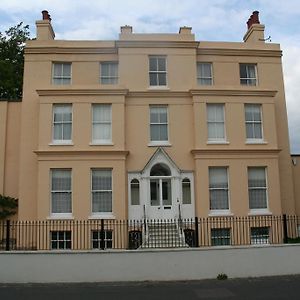 Manor House Accommodations Fontwell Exterior photo