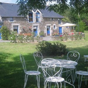 Gites Chez L'Habitant La Touche D'En Bas Plouguenast-Langast Exterior photo