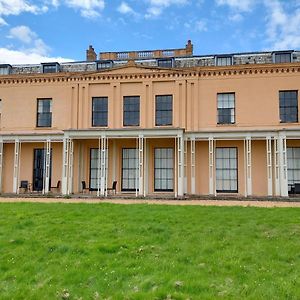 Moggerhanger Park, Moggerhanger Bed & Breakfast Sandy Exterior photo