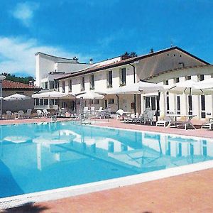 I Girasoli Hotel Lucignano Exterior photo