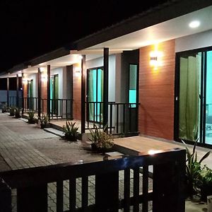 Kook Bungalow Hotel Koh Mook Exterior photo