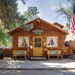 Whispering Pines Lodge Kernville Exterior photo