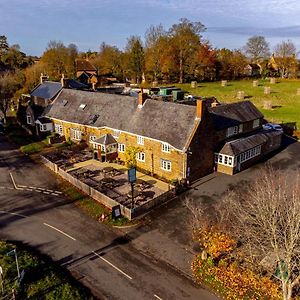 The Red Lion At Hellidon Hotel Daventry Exterior photo