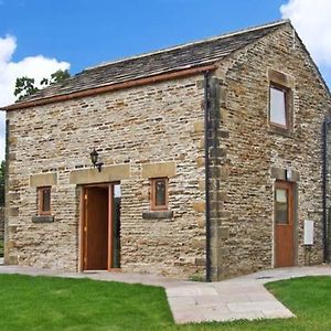 Hollins Wood Bothy Villa Wortley Exterior photo