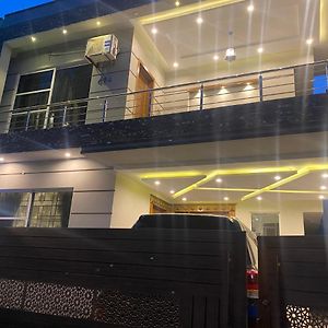 Luxury Guest House In Bahria Town Rawalpindi Exterior photo