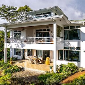 Villa Corazon - Private Beach At Lake Arenal Nuevo Arenal Exterior photo