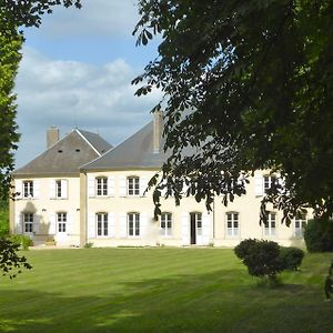 Maison D'Hotes Le Chateau De Puxe Hotel Exterior photo