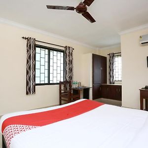 Oyo 3309 Anjam Smrithi Mandiram Hotel Thrissur Exterior photo