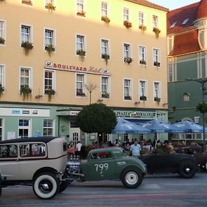 Boulevardhotel Saengerstadt - Alle Zimmer Klimatisiert Finsterwalde Exterior photo