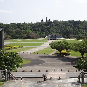 Minshuku Itoman Bettei Goyukkuri Hotel Exterior photo