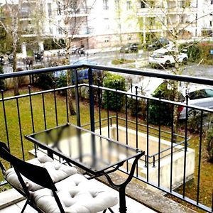 Appartement Genevois: Spacious Family Stay Near Geneva Saint-Julien-en-Genevois Exterior photo