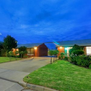 Barham Riverland Motel Exterior photo