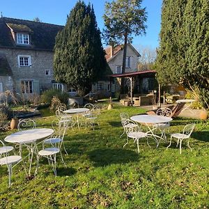 Une Vie En Rose Bed & Breakfast Pressagny l'Orgueilleux Exterior photo