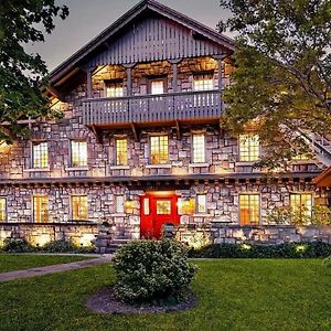 Stone Chalet Bed & Breakfast Inn Ann Arbor Exterior photo