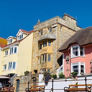 Sundial House - Beachfront, Sea Views & Free Parking Permit Villa Lyme Regis Exterior photo