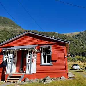 The Tussocks, Arthur'S Pass Villa Exterior photo