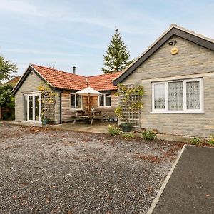 Vine Lodge Martock Exterior photo