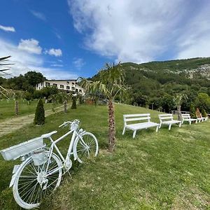 Family Hotel Borovitsa Pudartsi Exterior photo