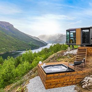 Sogndal Fjordpanorama - The Atmosphere Villa Exterior photo