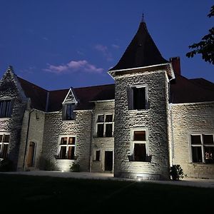 Chambres Au Chateau Du Mouillat Saint-Clair-de-la-Tour Exterior photo