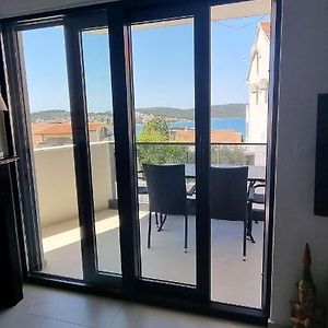 Apartment Mare Trogir Exterior photo