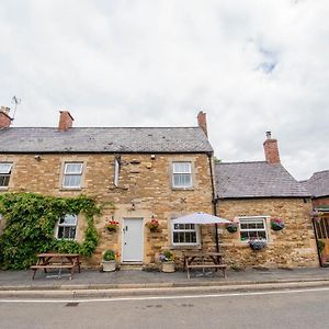 The George & Dragon Country Inn Seaton Exterior photo