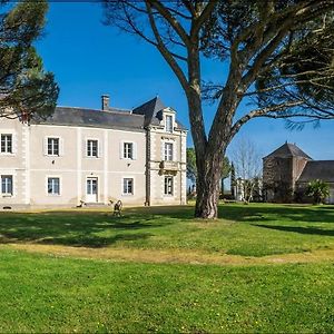 Vignoble Chateau Piegue - Winery Bed & Breakfast Rochefort-sur-Loire Exterior photo