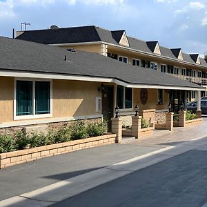 Walnut Inn & Suites West Covina Exterior photo