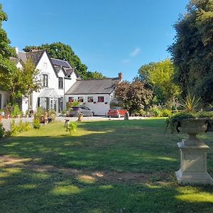 The Victorian House Bed & Breakfast Brent Knoll Exterior photo