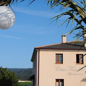 Apartamentos Fandin Ribadeo Exterior photo