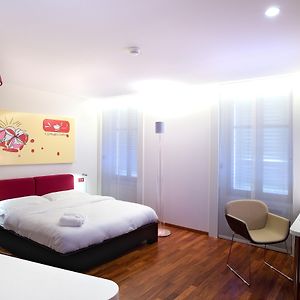 La Cour Des Augustins Boutique Gallery Design Hotel Geneva Room photo