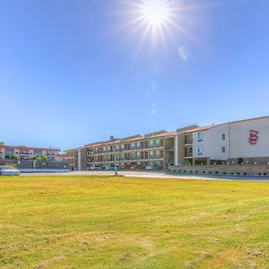 Red Roof Inn Tulsa Exterior photo