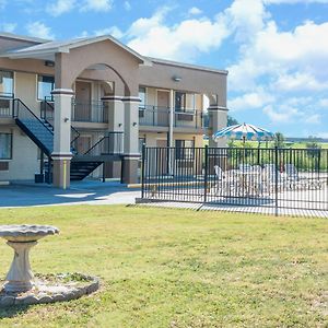 Days Inn By Wyndham San Marcos Exterior photo