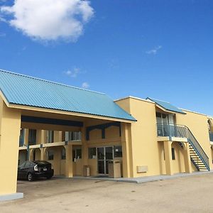 Americas Best Value Inn Schulenburg Exterior photo