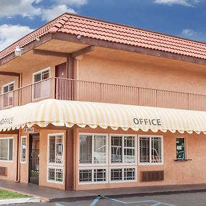 Days Inn By Wyndham Barstow Exterior photo