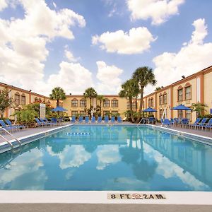 La Quinta Inn By Wyndham Orlando International Drive North Exterior photo