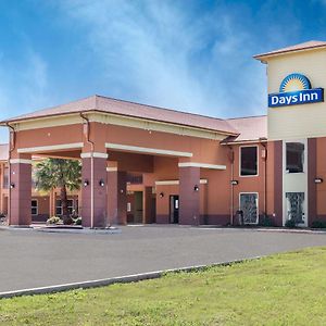 Days Inn By Wyndham Dilley Exterior photo