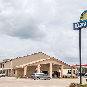 Days Inn By Wyndham Bastrop Exterior photo