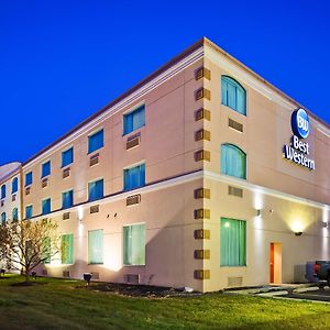 Best Western Airport Inn & Suites Cleveland Brook Park Exterior photo