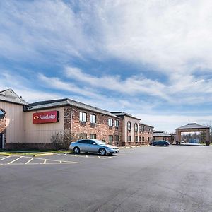 Econo Lodge Cleveland Southeast - Kent Streetsboro Exterior photo