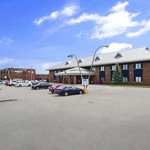 Park Inn Hotel Montreal Airport Dorval Exterior photo