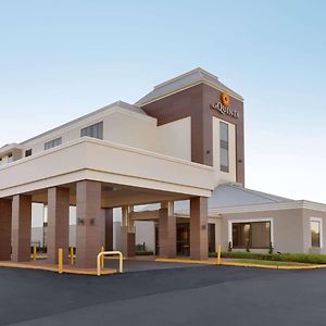 La Quinta Inn & Suites By Wyndham Dothan Exterior photo