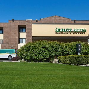 Quality Suites Lansing Exterior photo